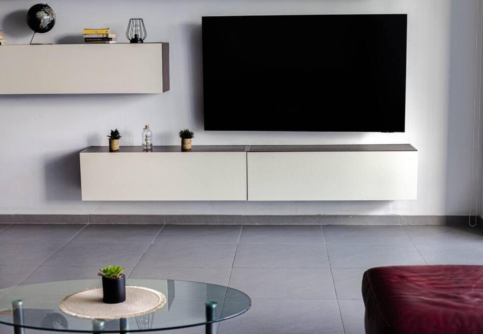 Seafront Two Bedroom Apartment San Ġiljan Extérieur photo